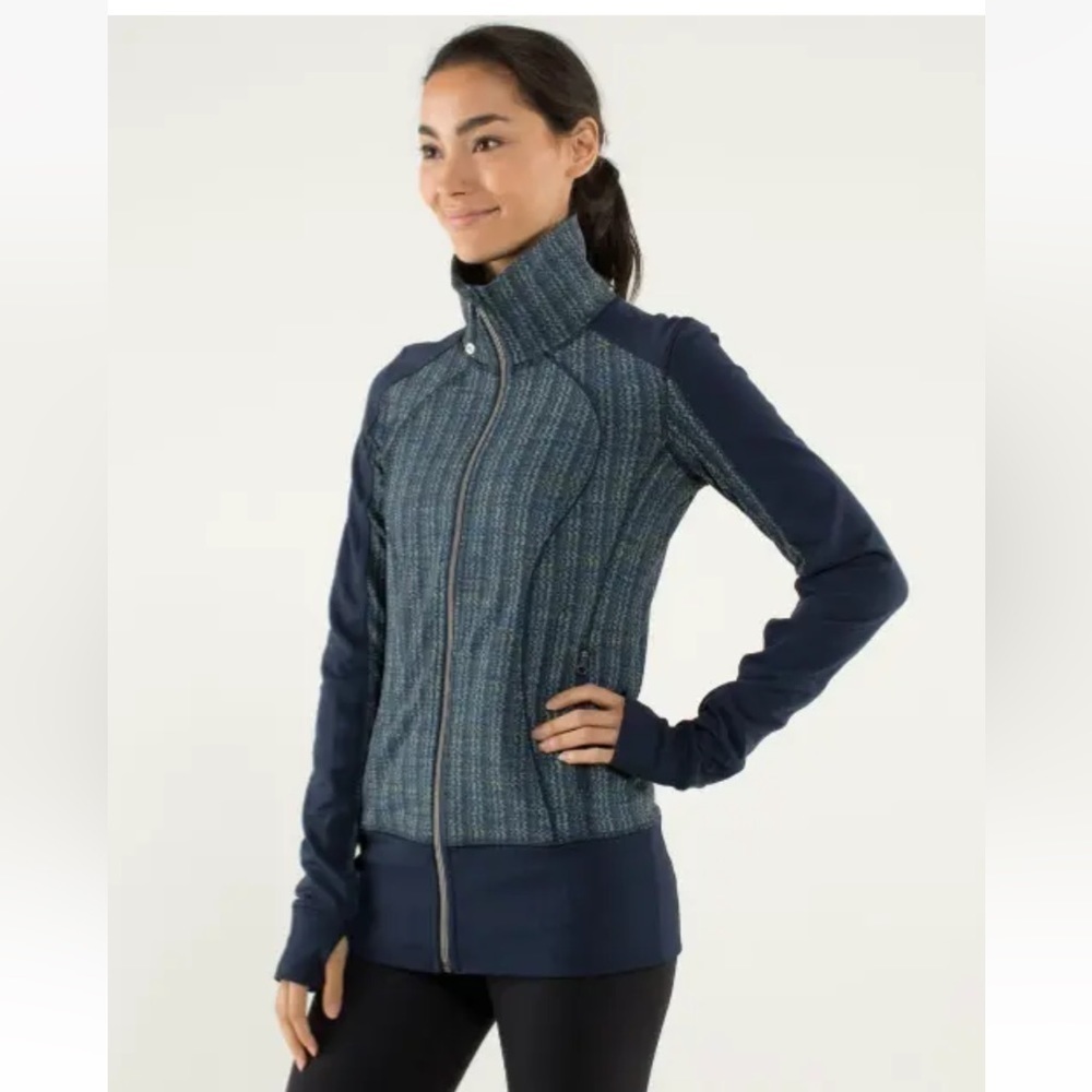 Lululemon Nice Asana Jacket Full Zip Thumbholes Blue Ziggy Wee Inkwell Sz 10?
